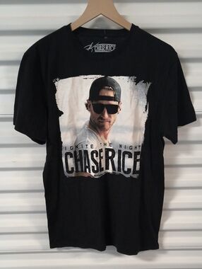 Chase Rice - Ignite The Night Tour 2014 Crewneck Short Sleeve T-Shirt L